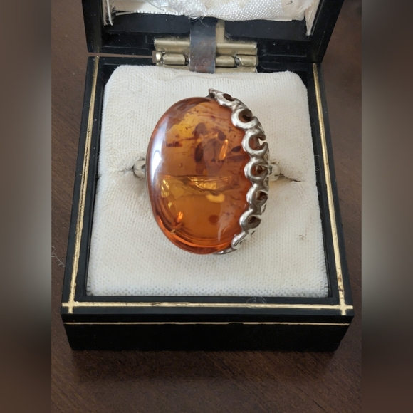Jewelry - Silver and Amber Women's Ring